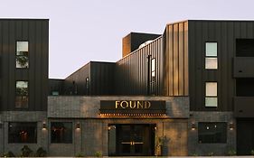 Found Hotel, Santa Monica